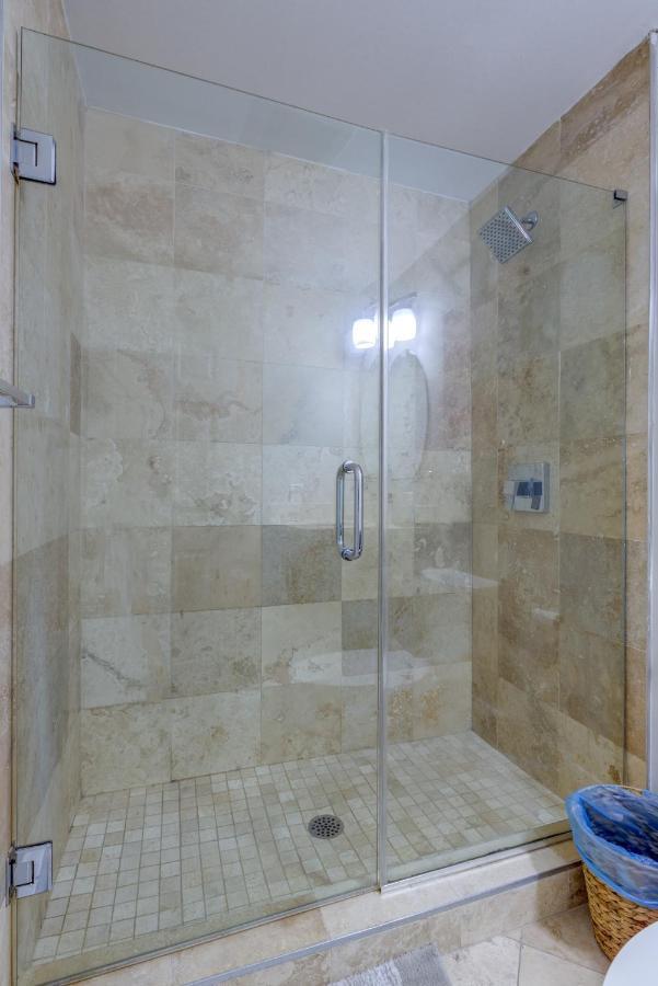 2-story Designer Theme 2br Apt Near The Inner Harbor Appartement
