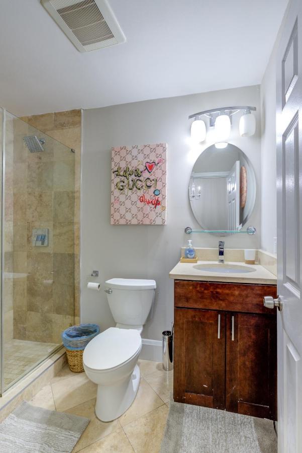 2-story Designer Theme 2br Apt Near The Inner Harbor Appartement *